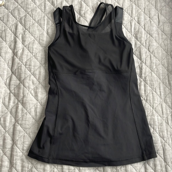 Black Lululemon Workout Top - Picture 1 of 3